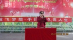 图为自治区盲协主席陈莉红在三中演讲.jpg - 残疾人联合会