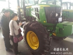 米东区对第三批农机购置补贴机具进行核实 - 农机网