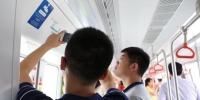 新疆首条地铁举行“试乘日”2018年实现全线试运营 - 人民网