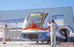 新疆首列本地制造地铁列车在乌鲁木齐下线 - 市政府