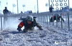 11月4日，参赛官兵在进行综合战术竞赛。 - 人民网
