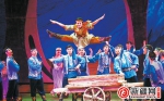 新疆艺术剧院歌舞团首部原创舞剧《艾德莱斯传奇》12月13日晚首演 - 市政府