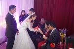 新疆测绘地理信息局驻村干部婚礼记 - 人民网