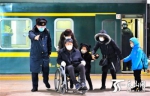 新疆一座火车站的战“疫”行动：清洁安全只为你 - 市政府