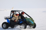 新疆博斯腾湖“冰雪运动+旅游”滑出新活力 - 中国新疆网
