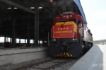 新疆铁路货运发送量提前21天过亿吨 - 中国新疆网
