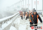 快扫快运 边清边运 9万吨积雪已运出城 - 市政府